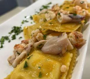 Una preparazione dal menu ufficiale: i primi